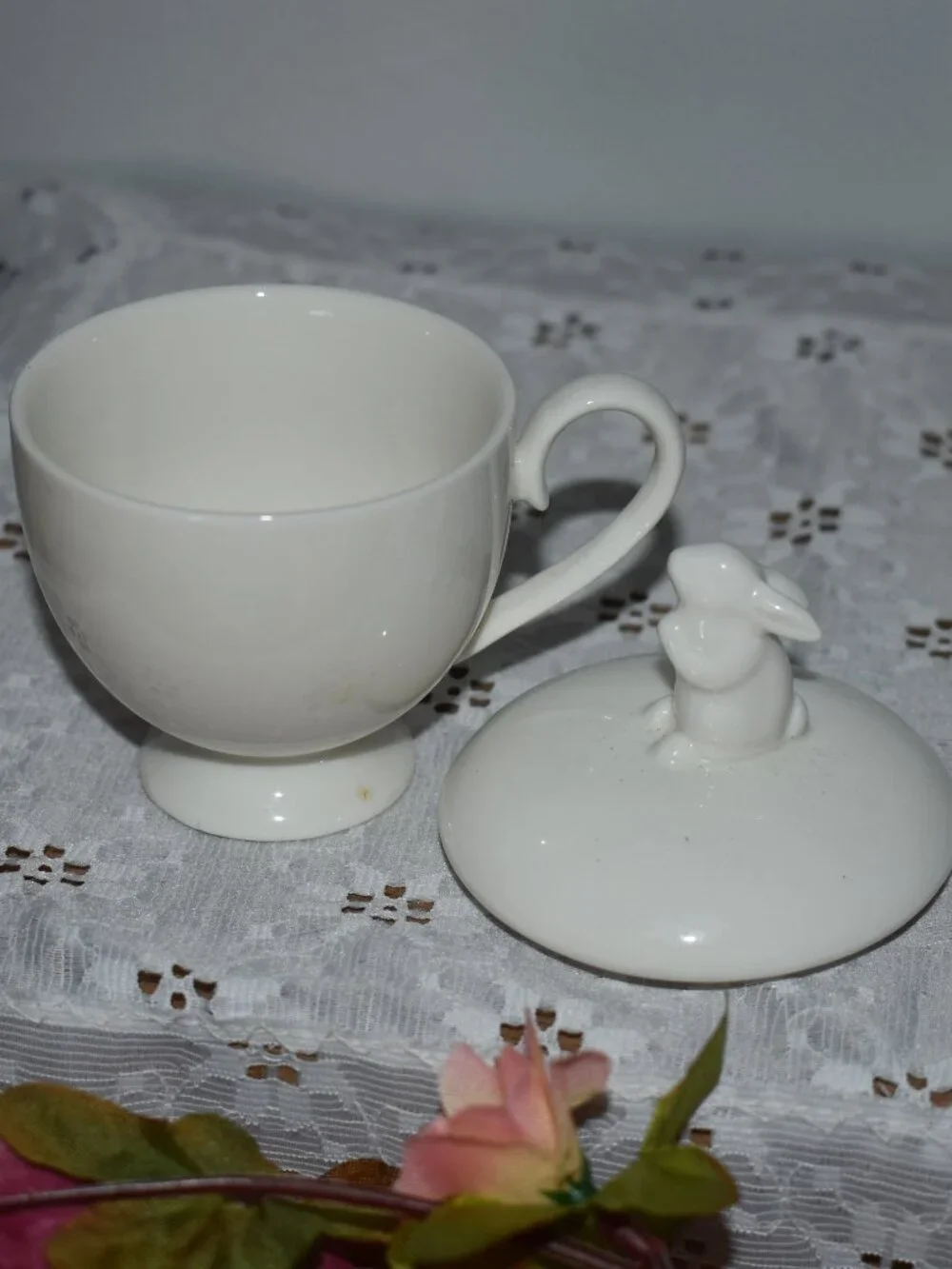 Vintage Cottage White Porcelain Bunny Rabbit Lid Mini Teacup